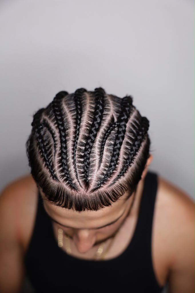 Cornrows with fan-shaped pattern, top-down view