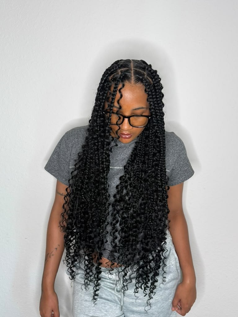 Long black kinky curly box braids, full body view