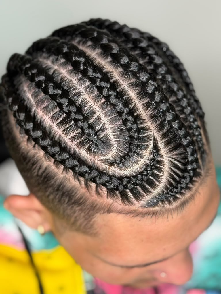 Spiral swirl braided pattern, side view