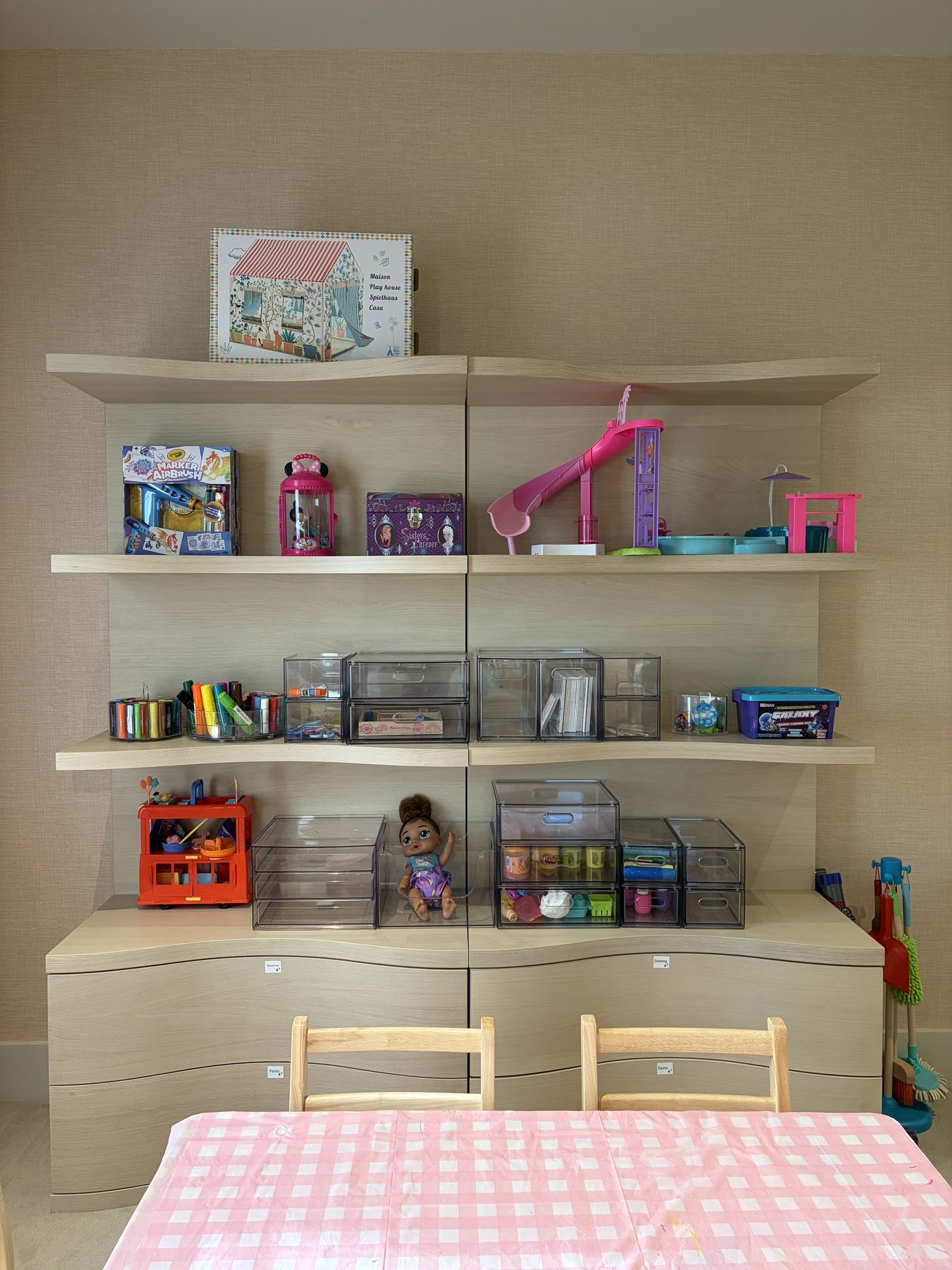 Kids Room Organization